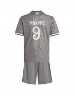 Real Madrid Kylian Mbappe #9 Tredjedraktsett Barn 2024-25 Korte ermer (+ bukser)